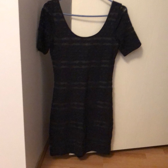 Dress - Picture 5 of 6